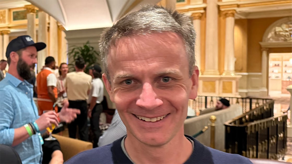 Bitcoin Surrey Meetup with Andrew Webley, CEO of the Smarter Web Company PLC 1 Bitcoin Surrey Meetup with Andrew Webley