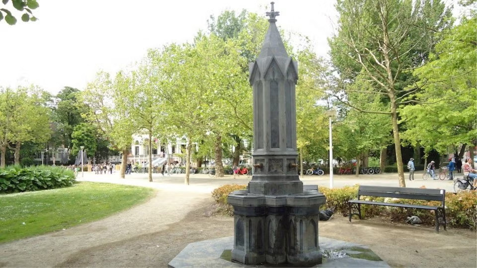 Bitcoin Wednesday Amsterdam #149 - Hold or Fold? 1 Bitcoin Wednesday Amsterdam