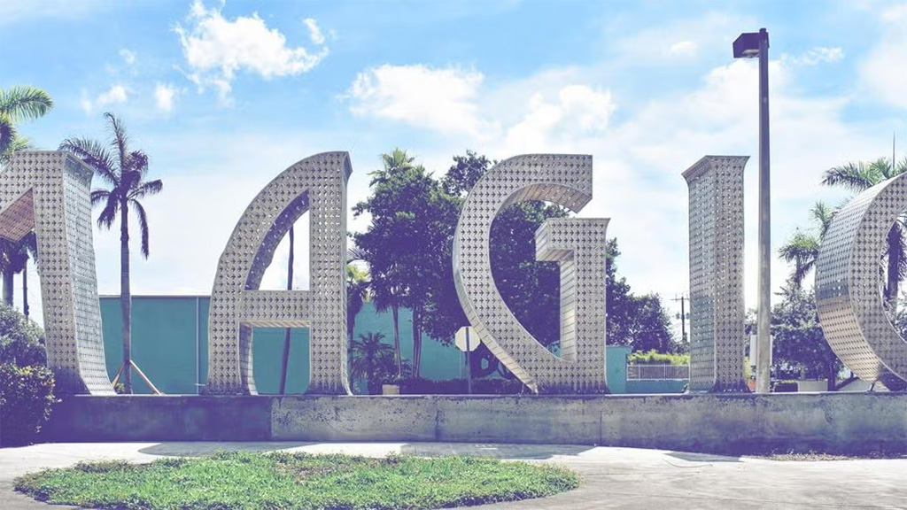 Miami Bitcoiners Meetup @ Magic 13 Brewing Co.